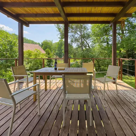 Feriehus Dom Nad Potokiem