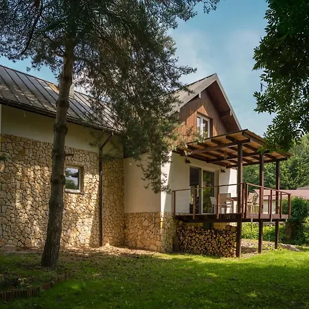 Dom Nad Potokiem * Korzkiew