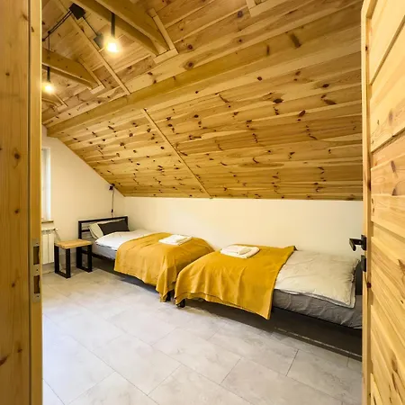 Feriehus Dom Nad Potokiem Korzkiew